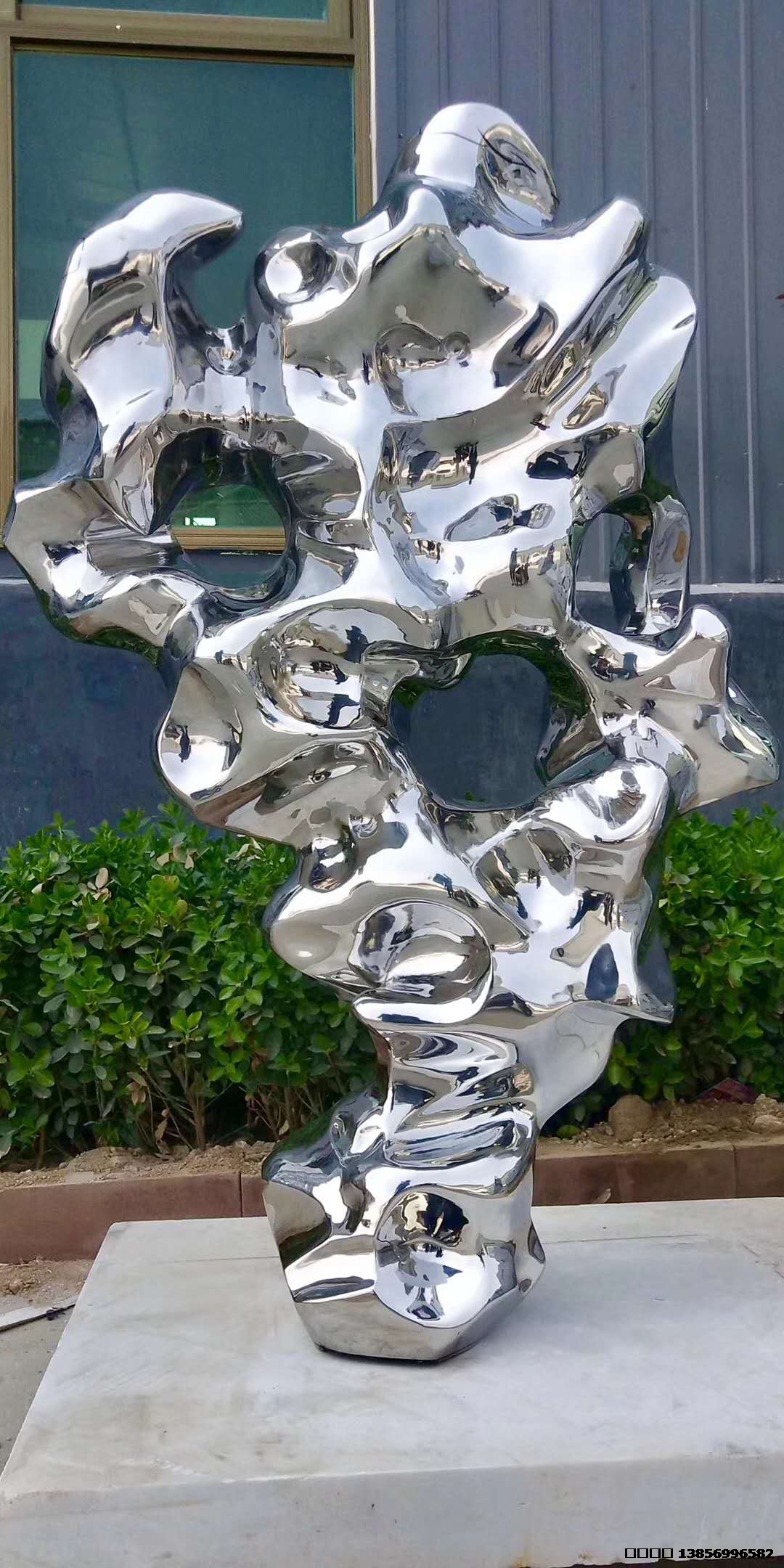 合肥不锈钢雕塑太湖石，高1.8米。