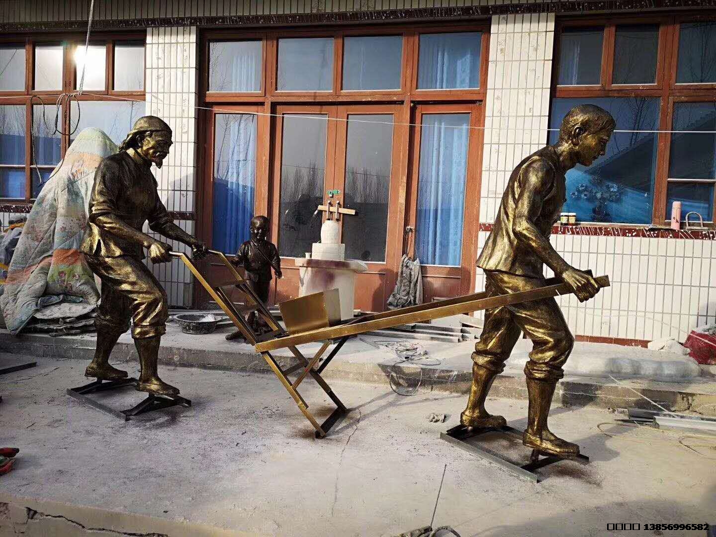 合肥农业雕塑，高2米左右，造型各异